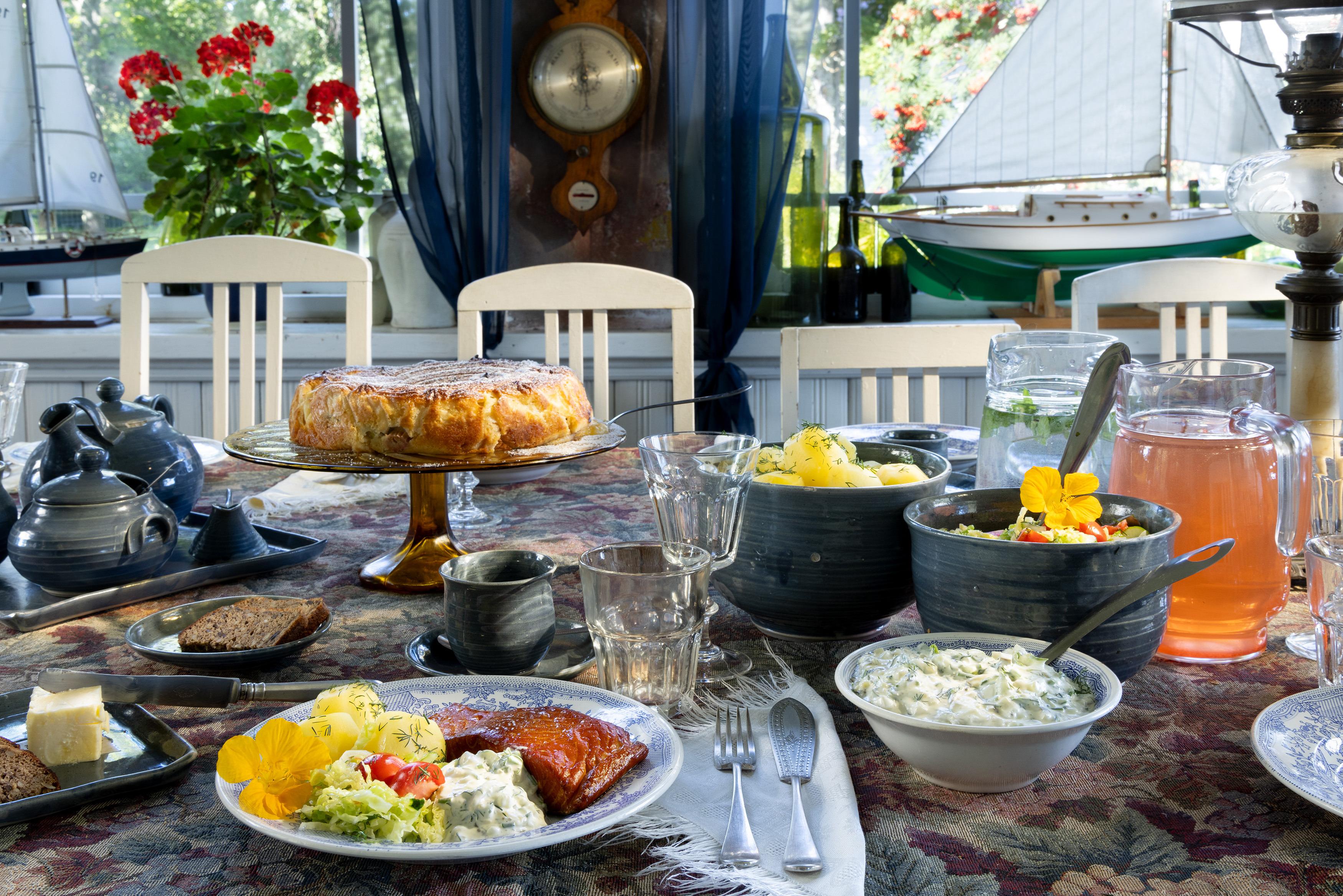 Käsmu Meremuuseum - Kuumsuitsulõhet pakume suvel palkonil