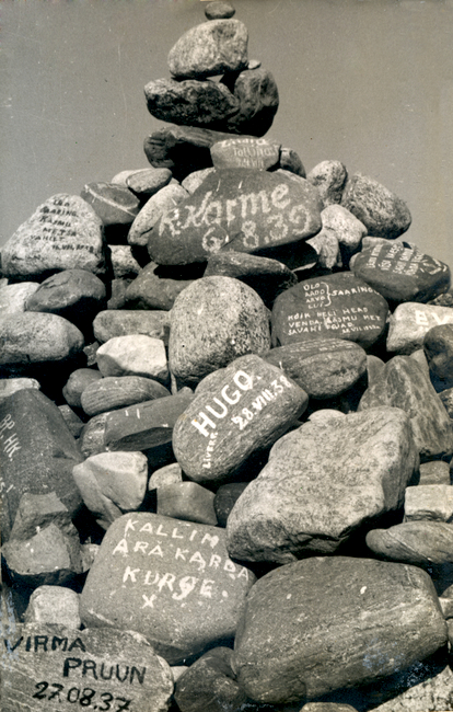 käsmu õnnekivid tekstidega