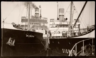 A/L Minna ja Sigrid, 2 Käsmu aurikut kõrvuti sadamas