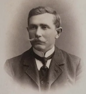 Maunus Männik 1880-1971 ligisõidukapten