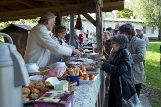 Käsmu Meremuuseum - 23.09.2014 Aarne ja Triin Käsmu Merekooli 130 ürituse lõunasöögi letis