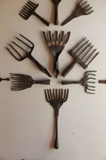 Käsmu Meremuuseum - Ahingud (keskel punutud nööriga)KKM/TR_219