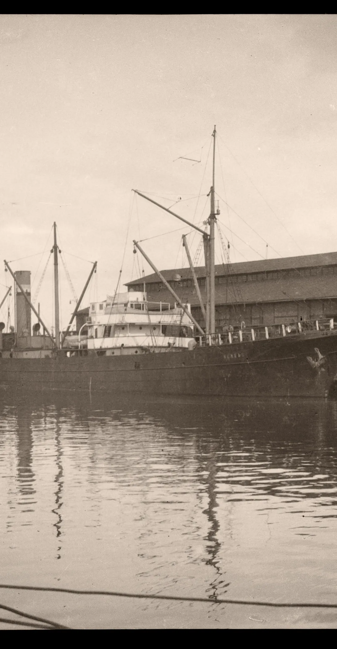 Nemrac, Tallinna sadama kai ääres