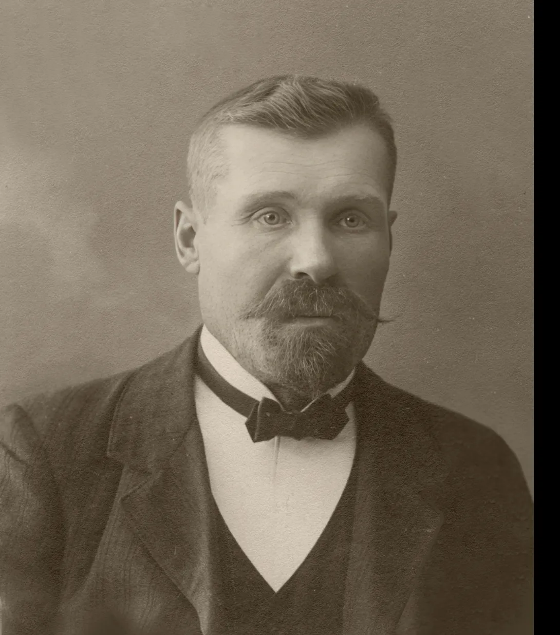 Jakob Seeblum 1870-1931 kaugsõidutüürimees